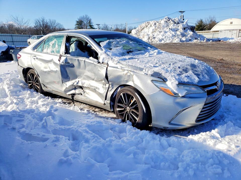 2017 Toyota Camry le