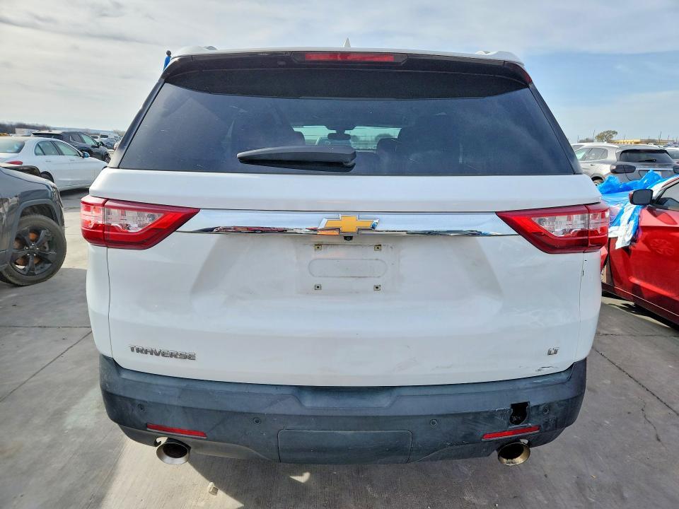 2018 Chevrolet Traverse lt