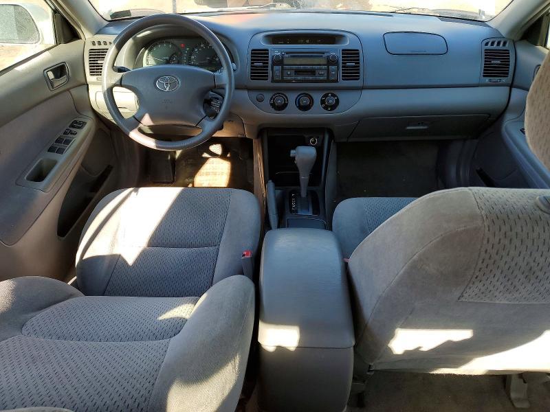 2002 Toyota Camry le