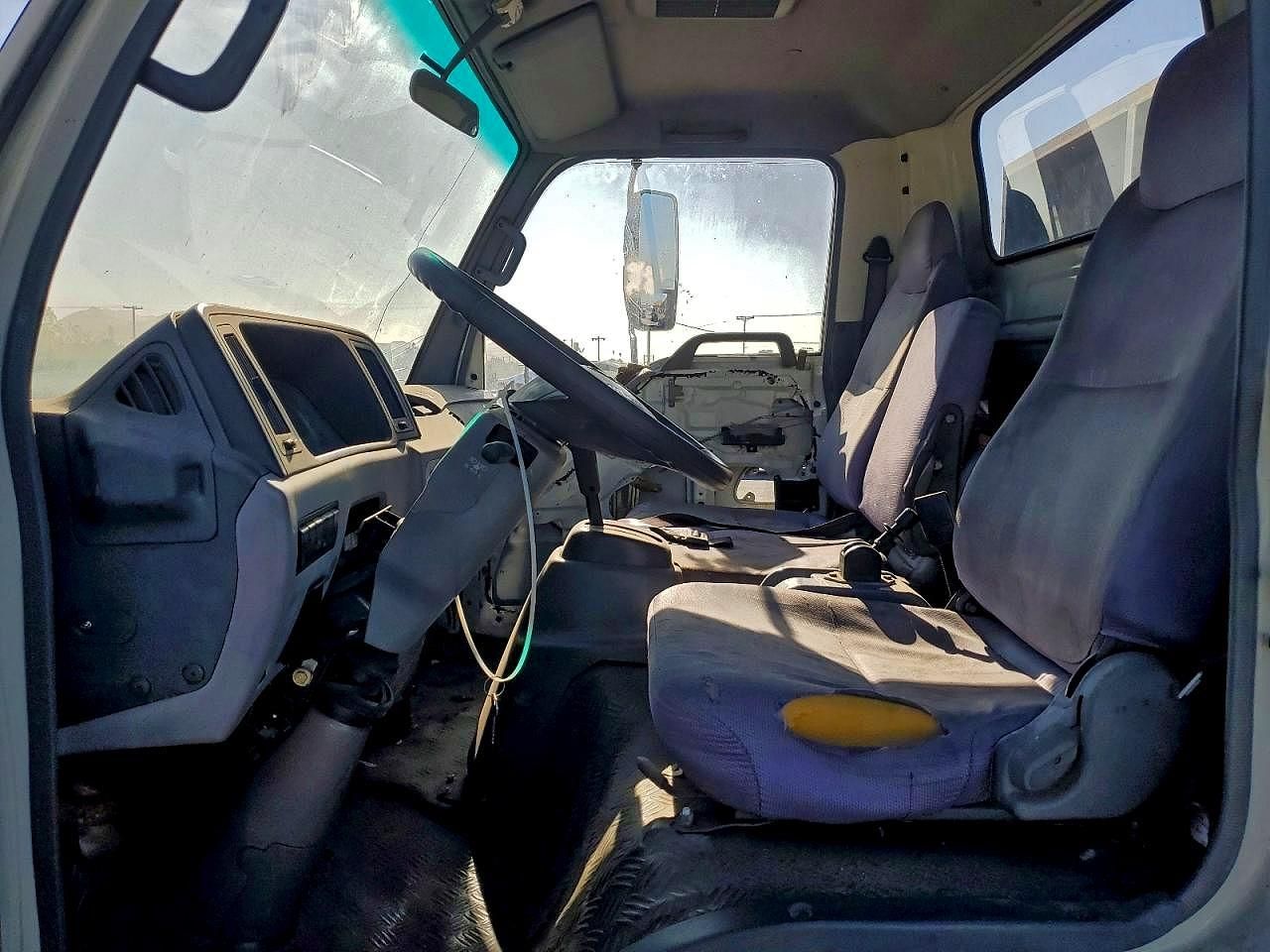 2015 Greenpower Motors 2015 Green Power Motor Company EVC210