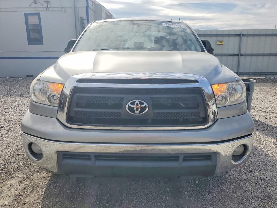 2011 Toyota Tundra Double cab SR5
