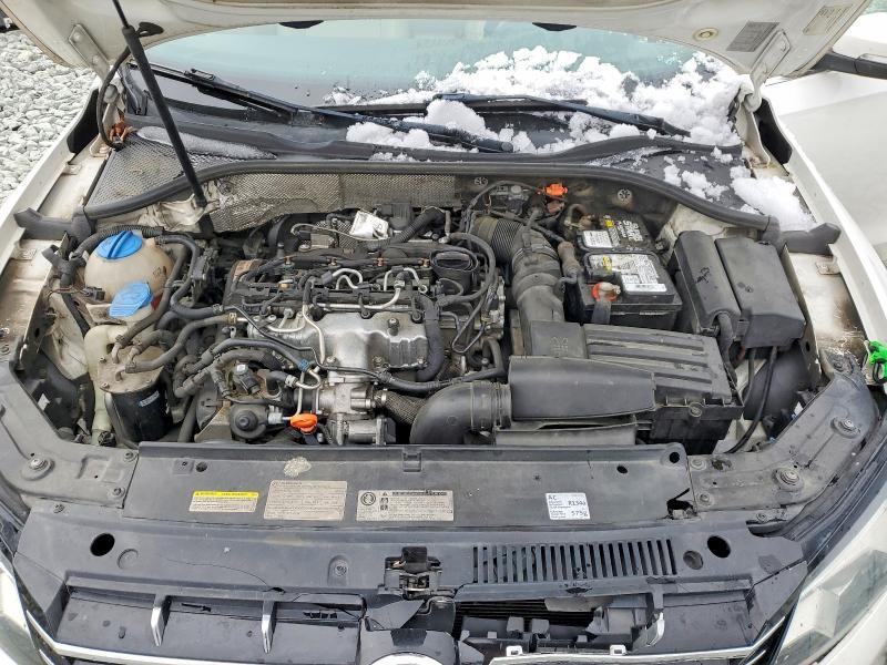 2013 Volkswagen Passat se