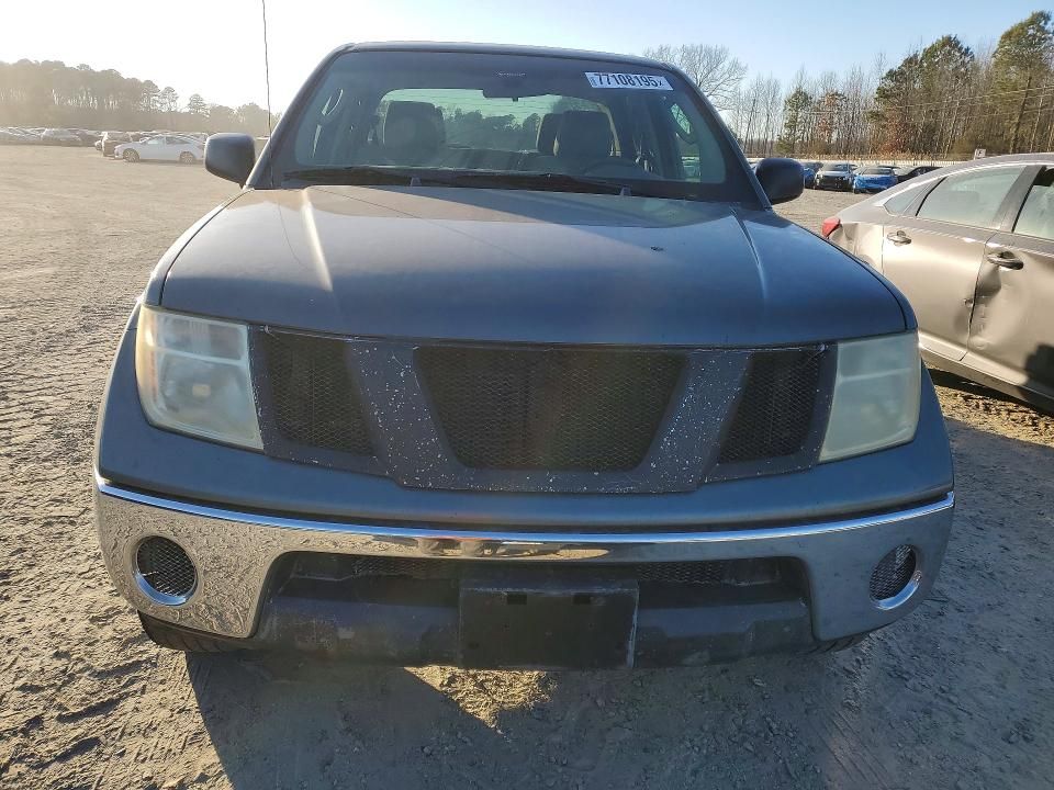 2006 Nissan Frontier Crew cab le