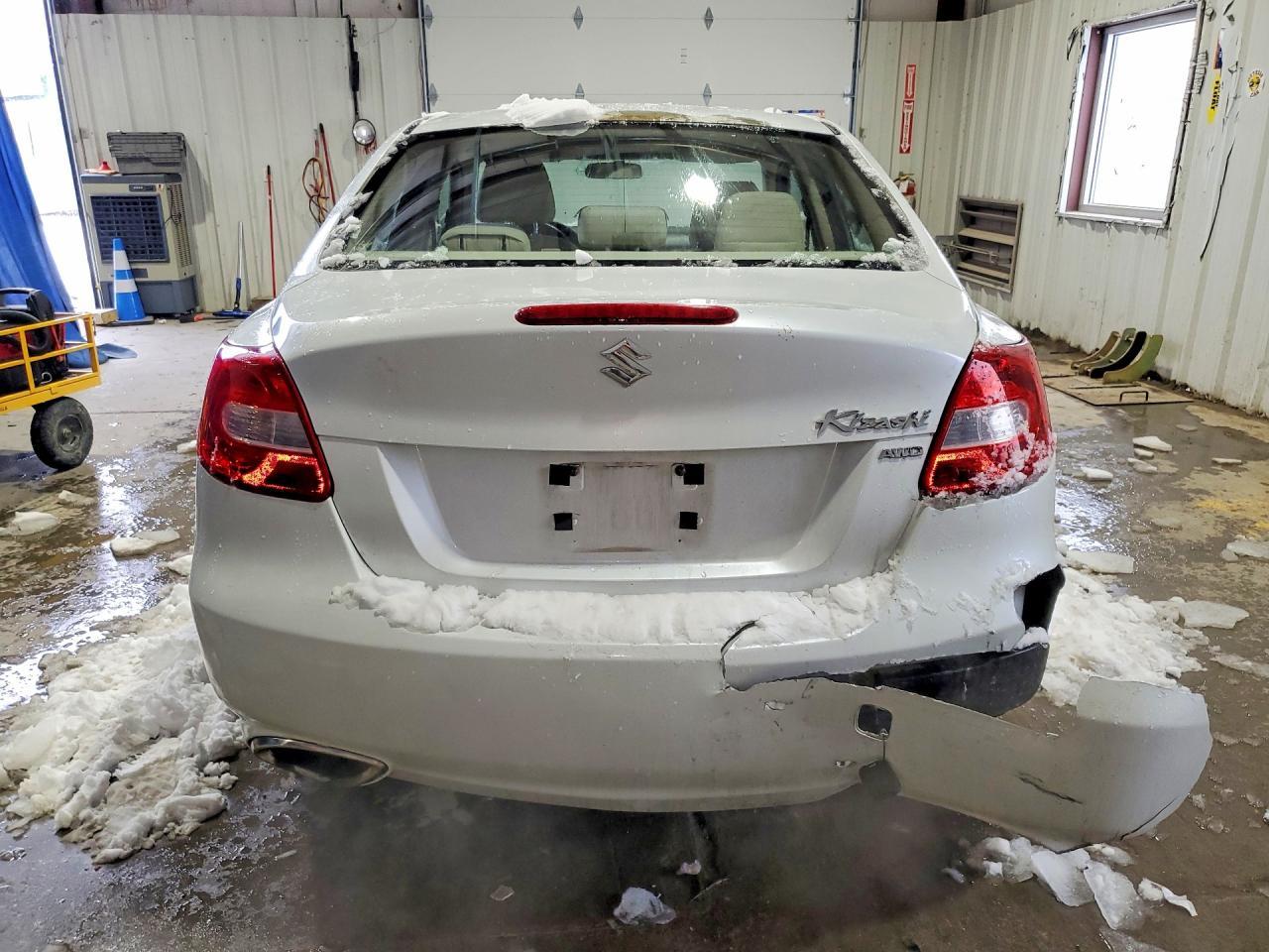 2012 Suzuki Kizashi s