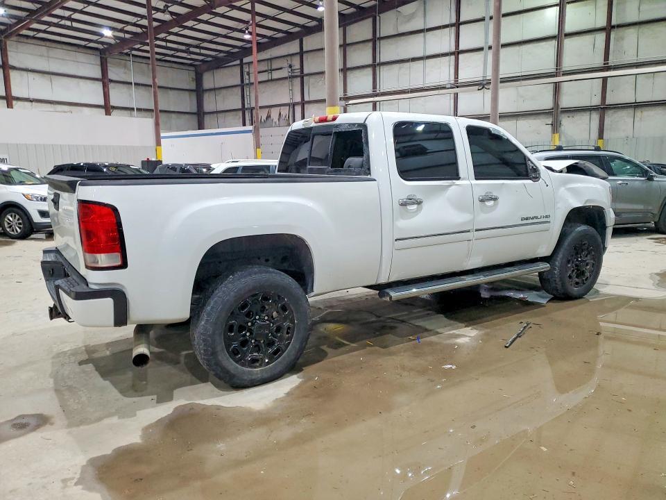 2014 GMC Sierra K2500 Denali