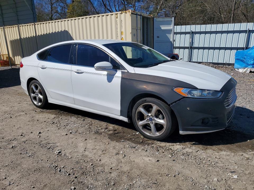 2015 Ford Fusion se