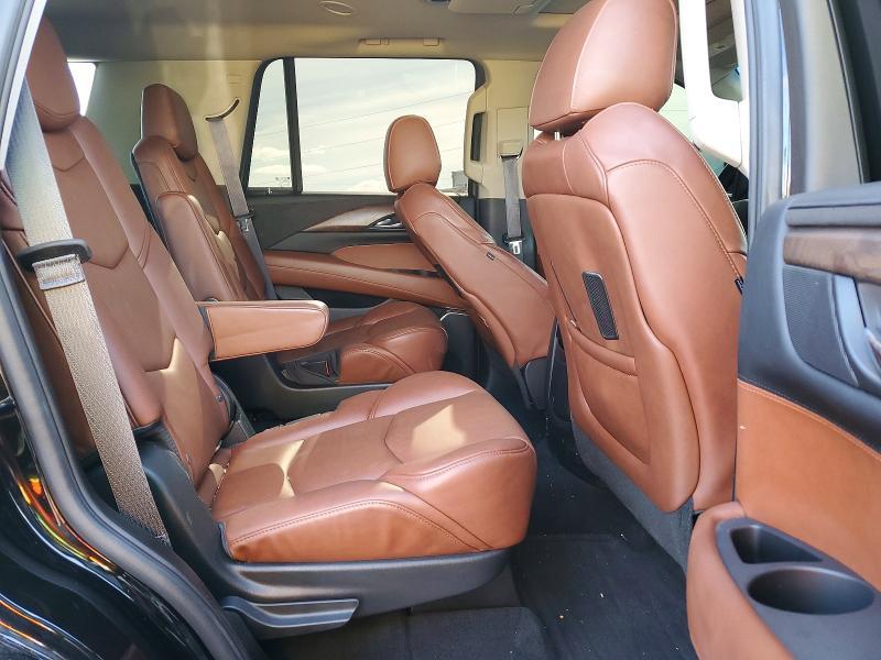 2015 Cadillac Escalade Luxury