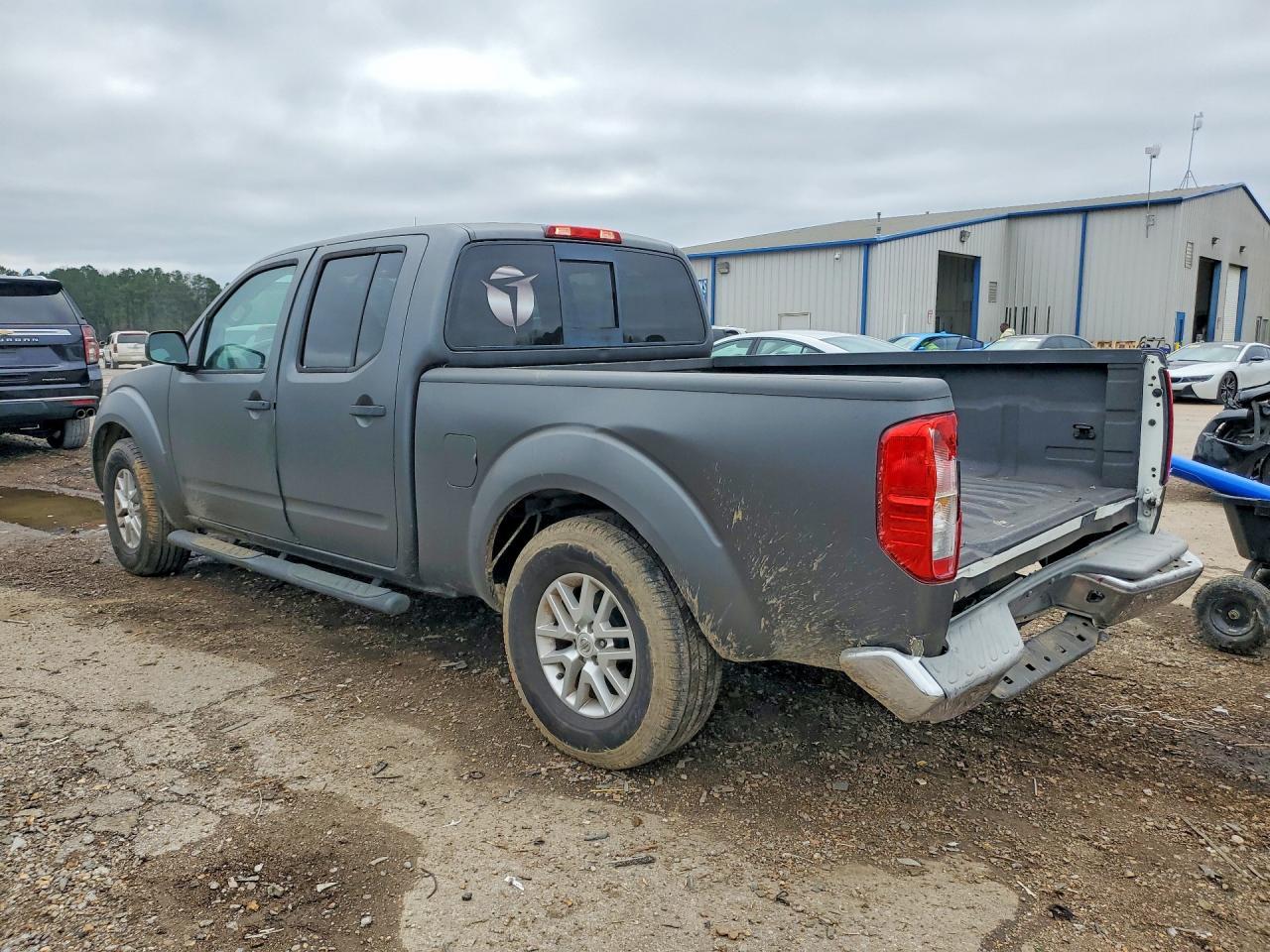 2017 Nissan Frontier sv