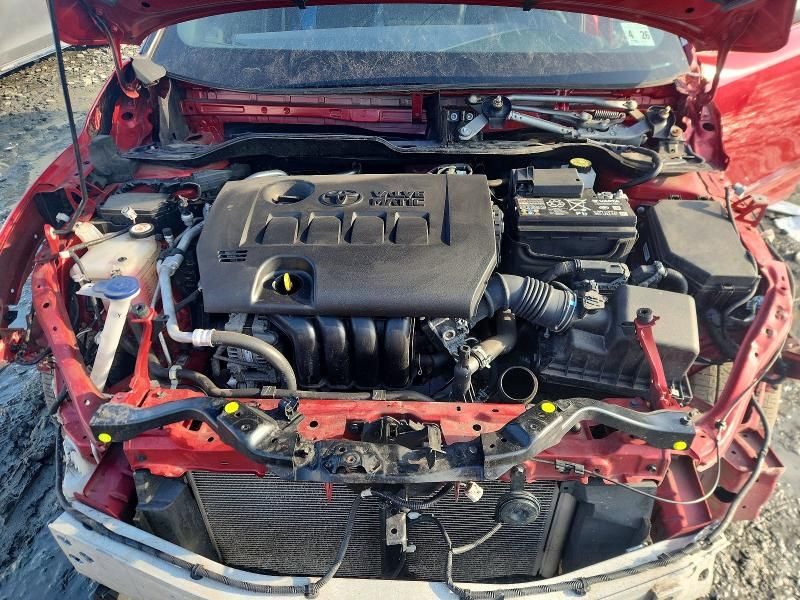 2021 Toyota C-hr xle