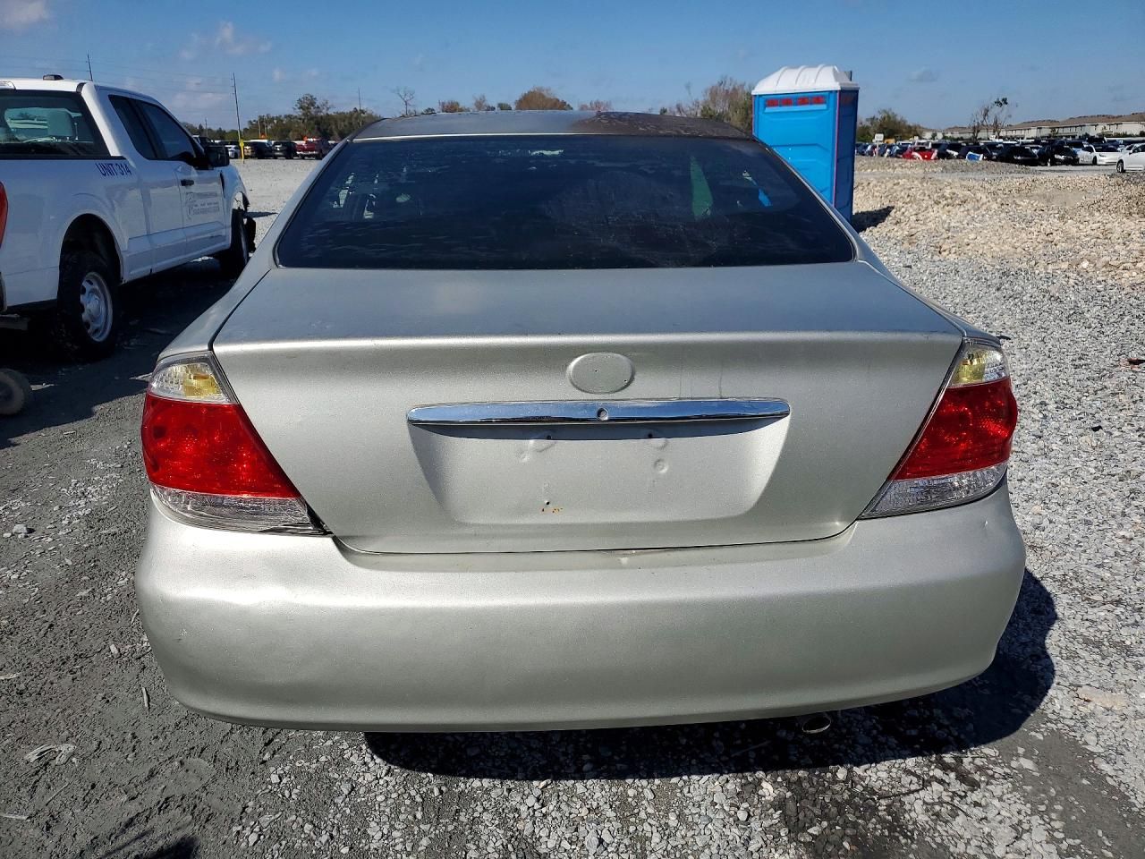 2005 Toyota Camry le