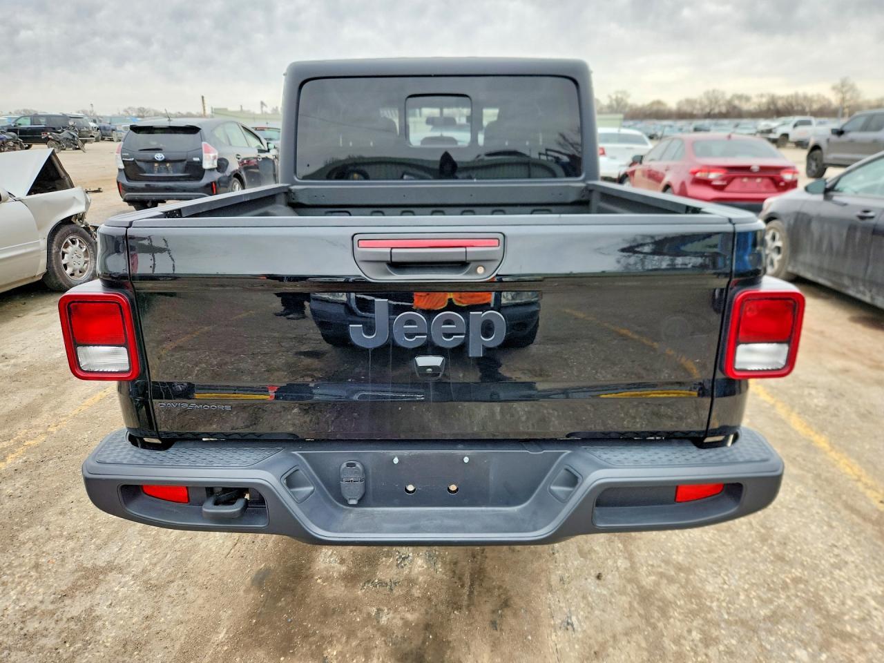 2022 Jeep Gladiator Sport