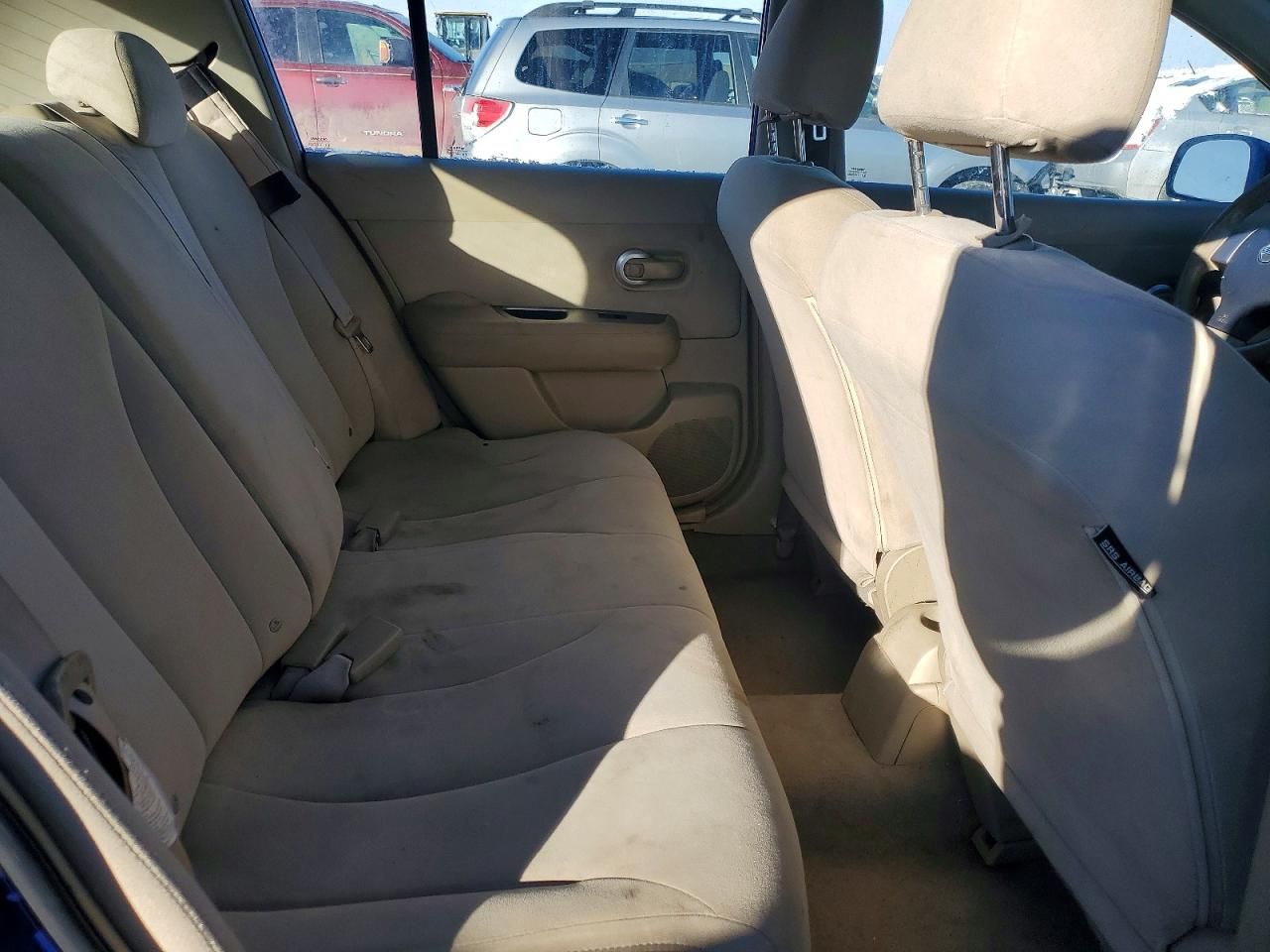 2009 Nissan Versa 1.8 s