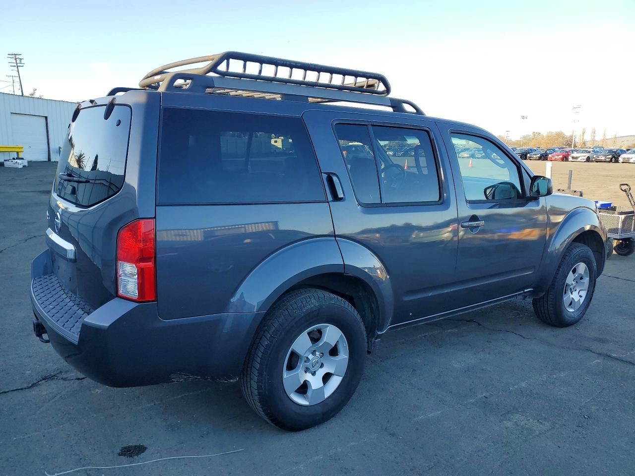 2012 Nissan Pathfinder s