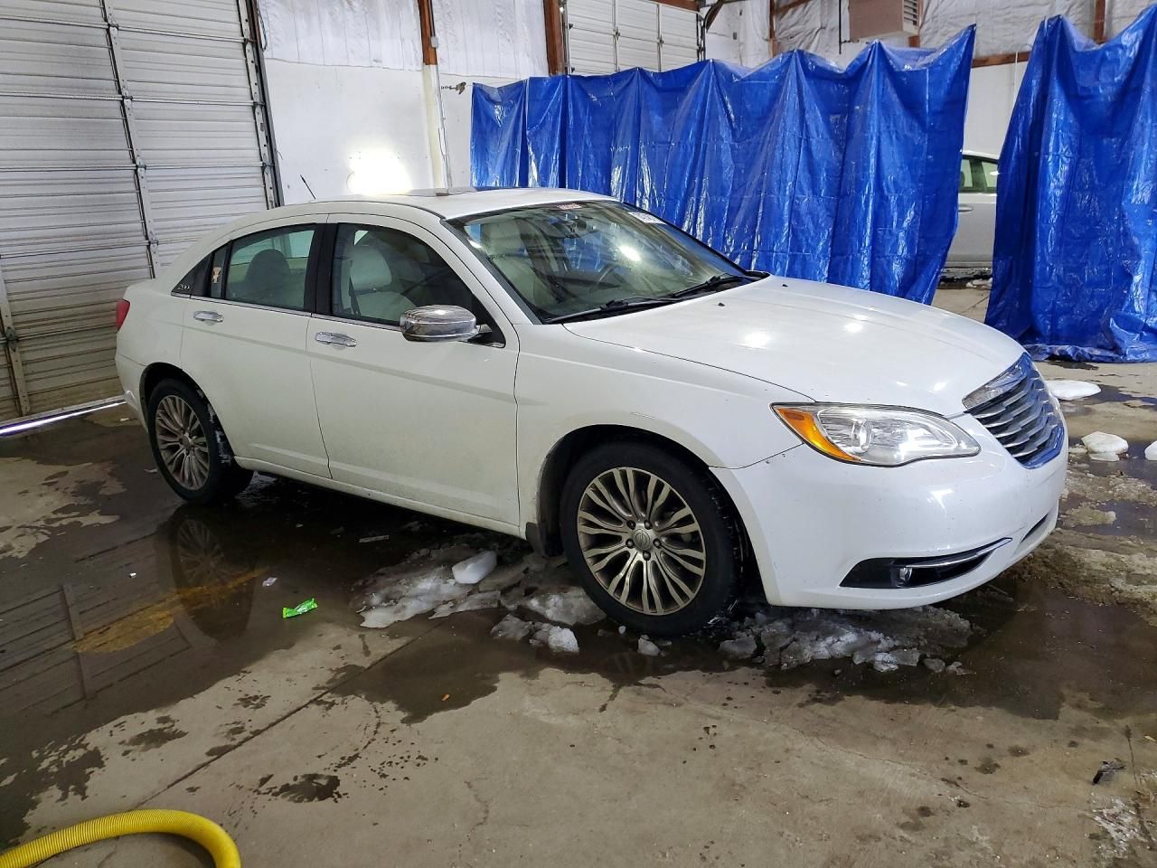 2013 Chrysler 200 Limited
