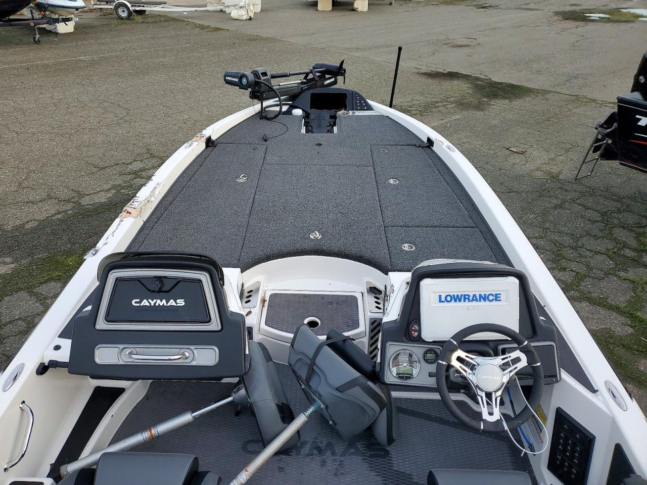 2022 Caymas Boat