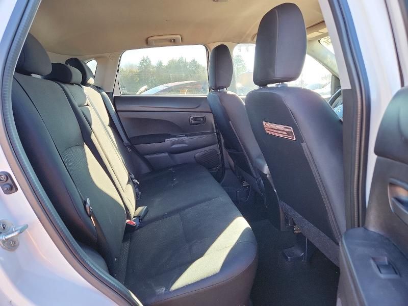 2015 Mitsubishi Outlander Sport es