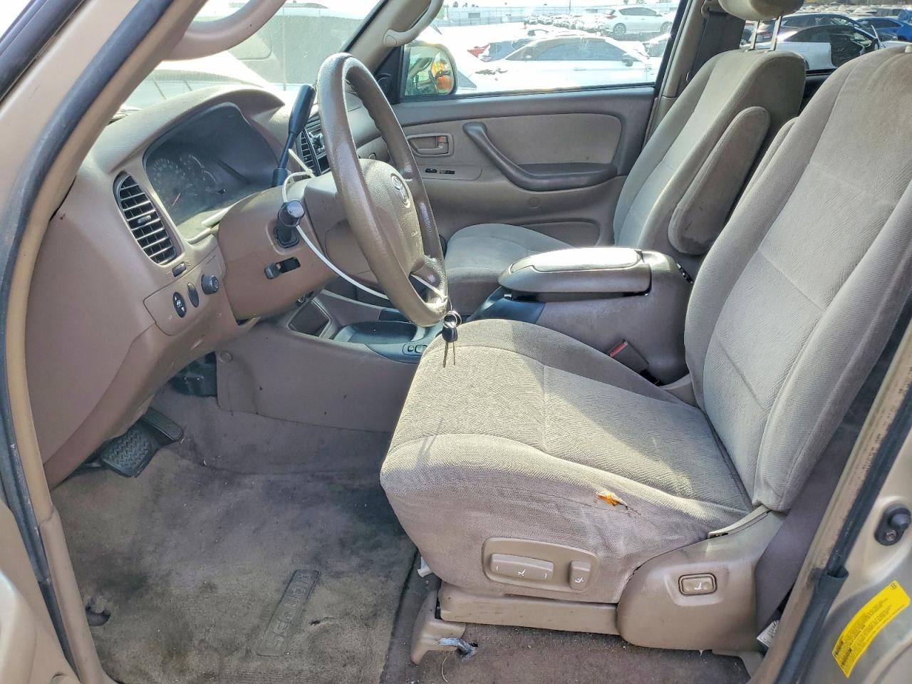 2004 Toyota Sequoia SR5