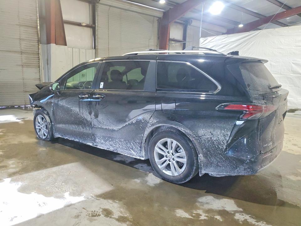 2025 Toyota Sienna