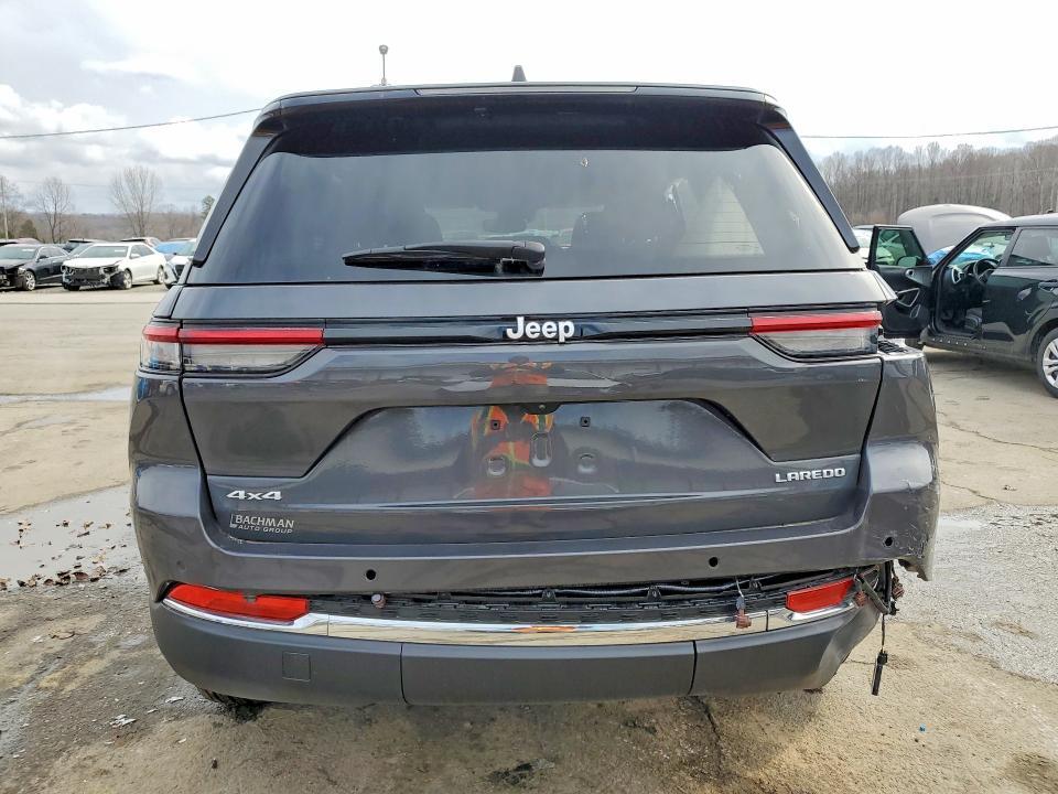 2024 Jeep Grand Cherokee Laredo