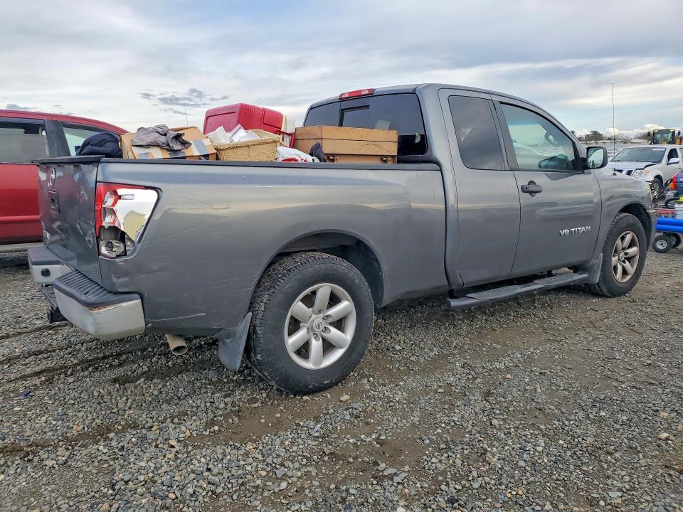 2014 Nissan Titan s