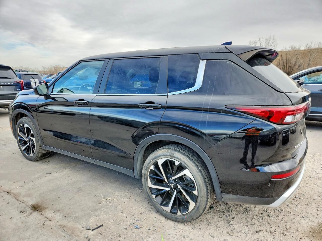 2024 Mitsubishi Outlander se