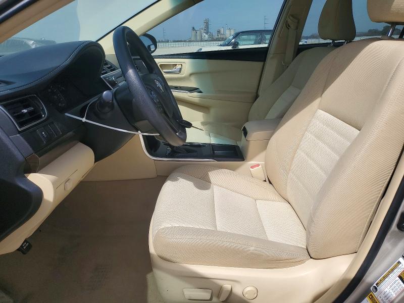 2015 Toyota Camry le