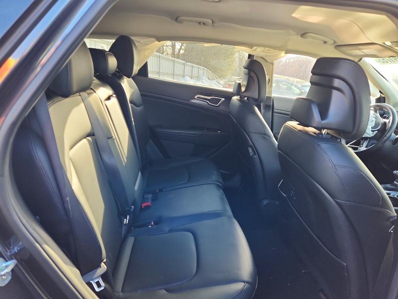 2023 KIA Sportage ex