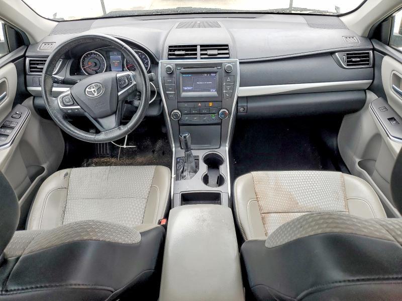 2015 Toyota Camry le
