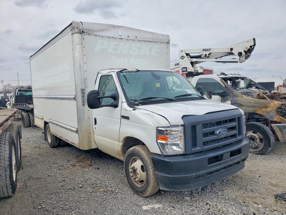 2023 Ford E350 box Truck