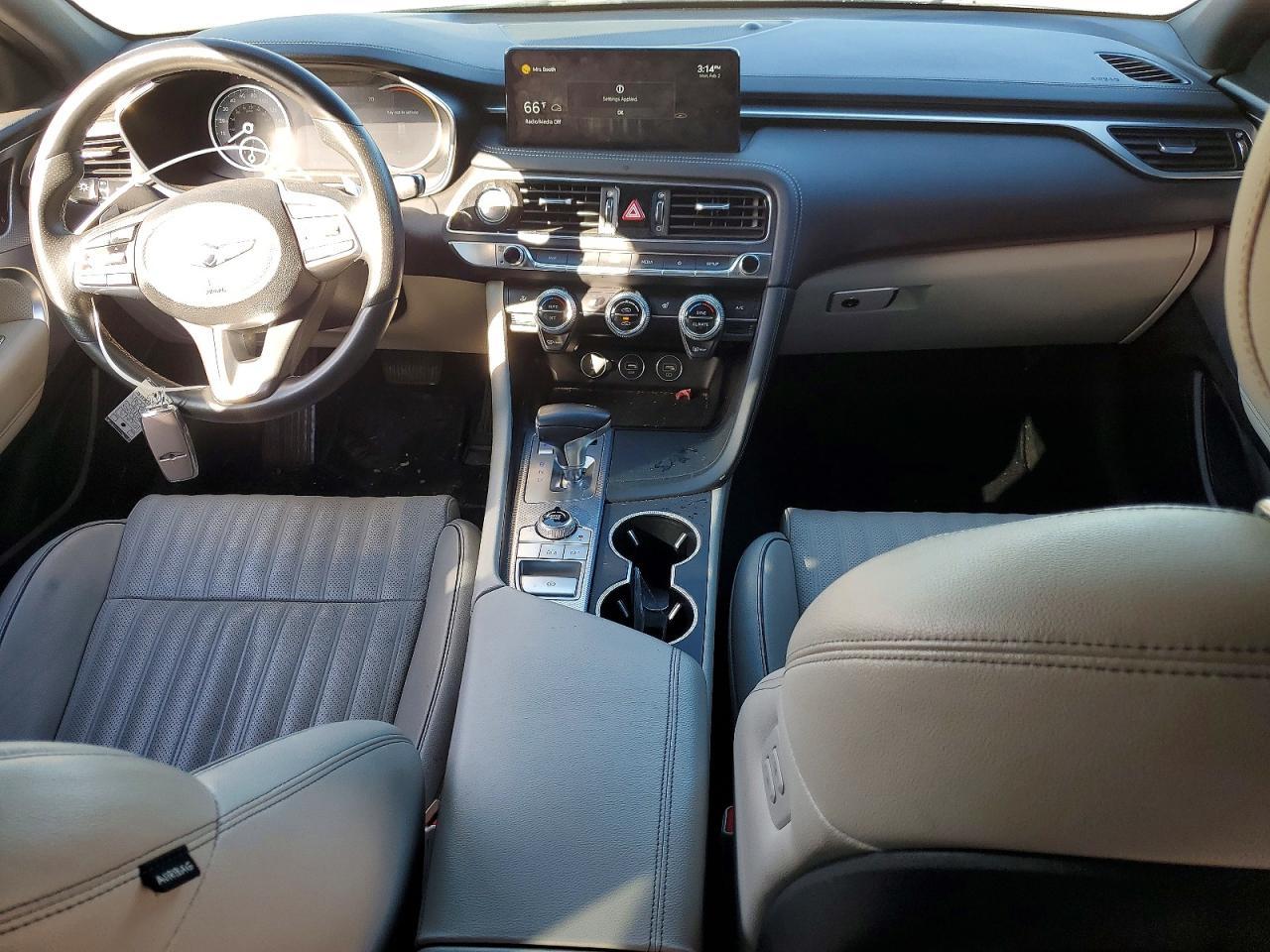 2022 Genesis G70 Base