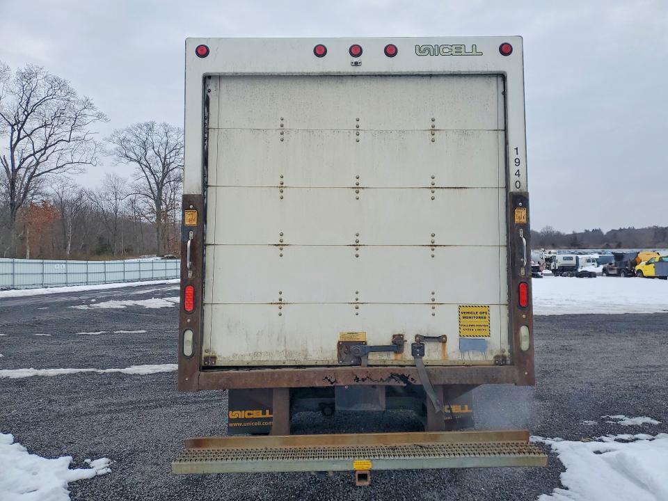 2018 Chevrolet Express Delivery Truck