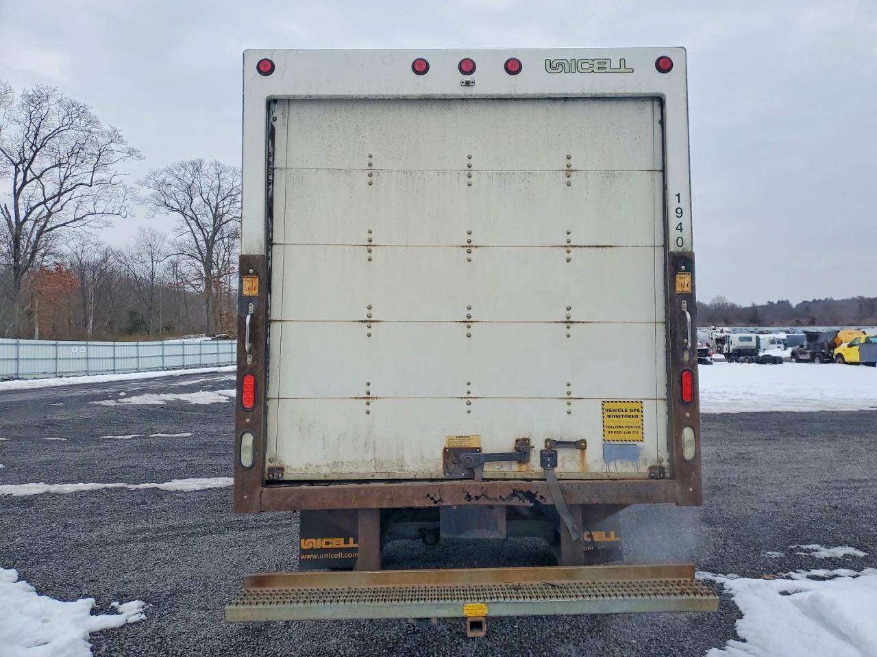 2018 Chevrolet Express Delivery Truck
