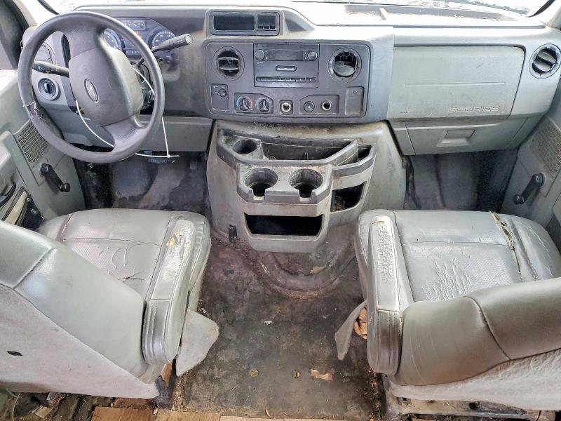 2011 Ford Econoline E350 Super Duty Van