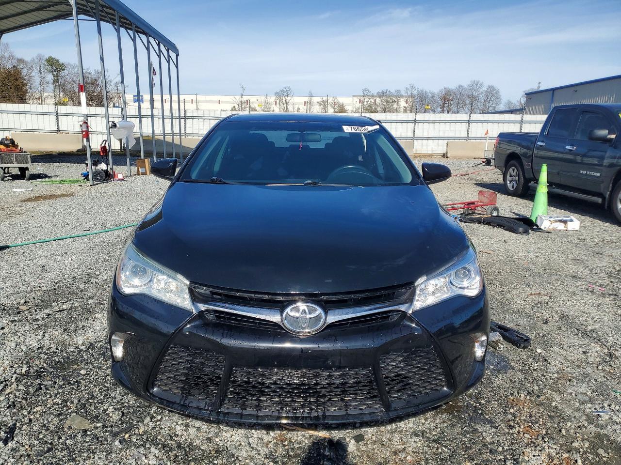 2017 Toyota Camry le