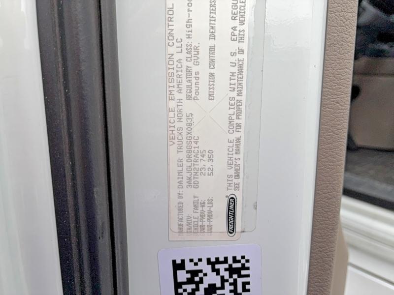 2016 Frht Cascadia 1-Trucks Truck Cab AND Chassi