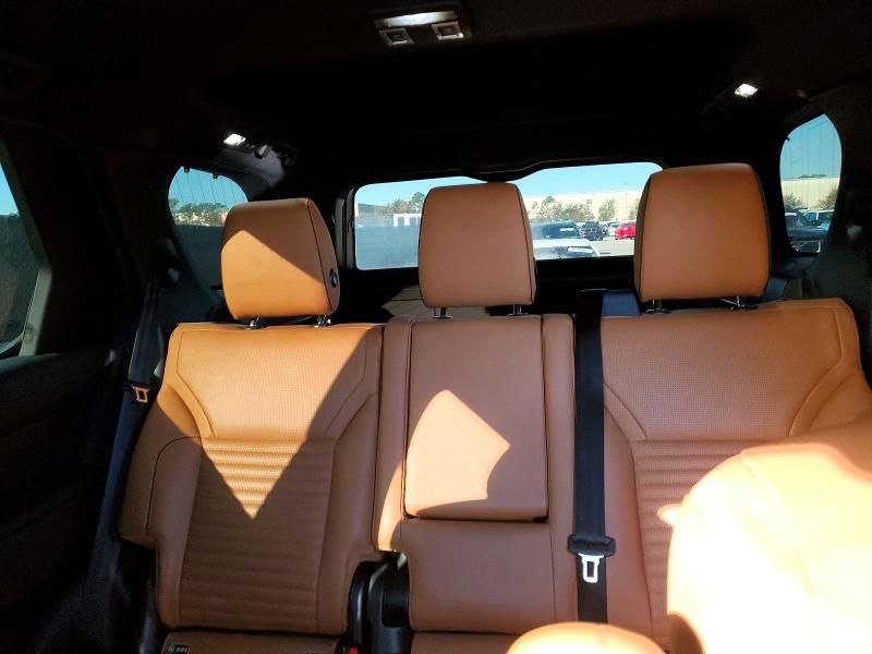 2017 Land Rover Discovery hse