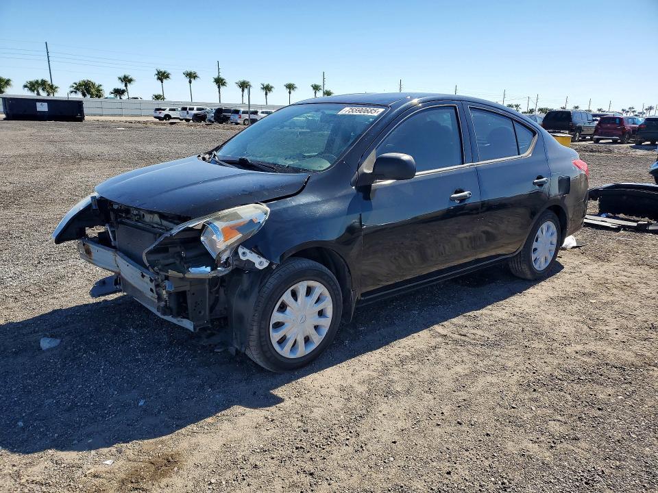 2015 Nissan Versa s