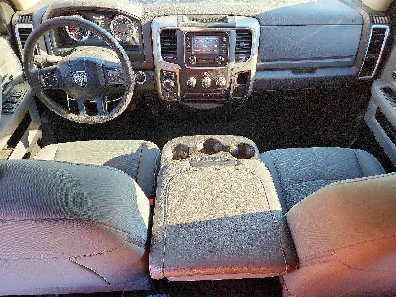 2018 Dodge Ram 1500 slt