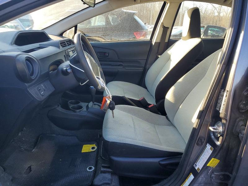 2015 Toyota Prius c