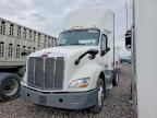 2016 Peterbilt Tractor 2016 Peterbilt 579 Semi Truck