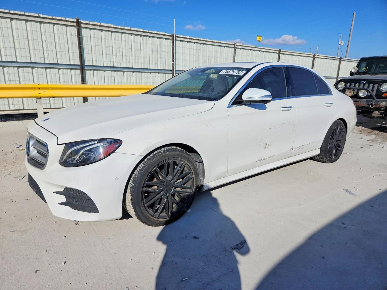 2017 Mercedes-Benz E 300