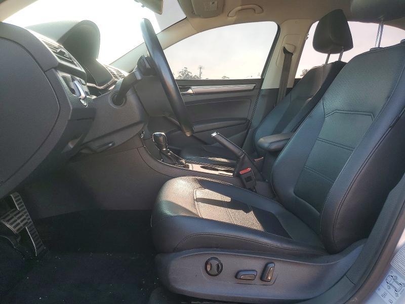 2017 Volkswagen Passat R-line