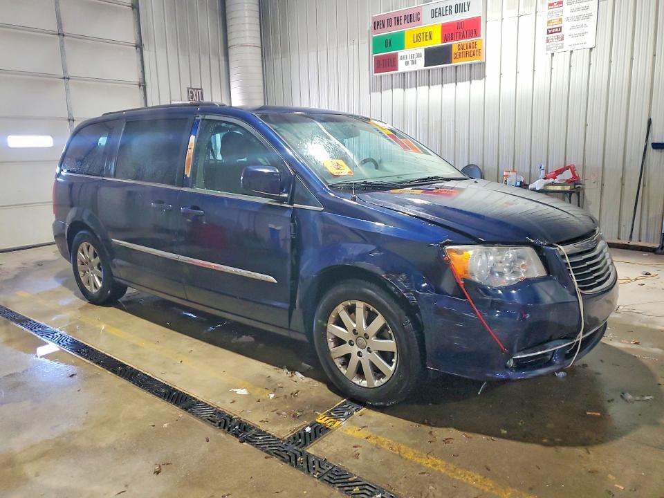 2016 Chrysler Town & Country Touring