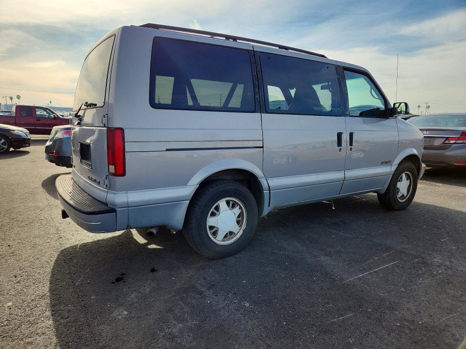 2000 Chevrolet Astro