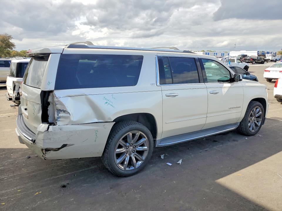 2015 Chevrolet Suburban C1500 ltz