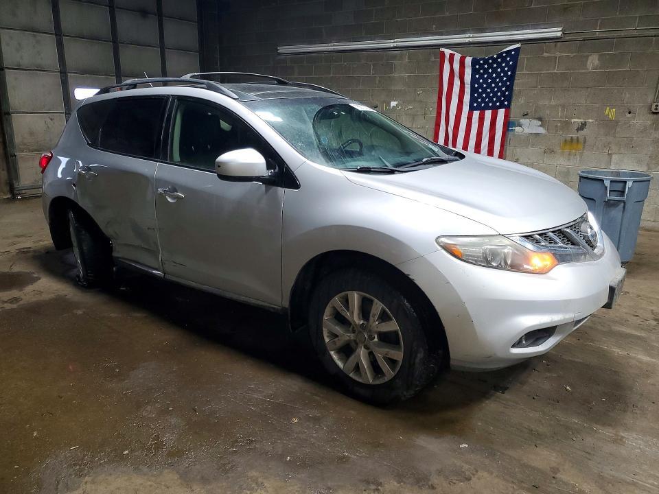 2011 Nissan Murano s