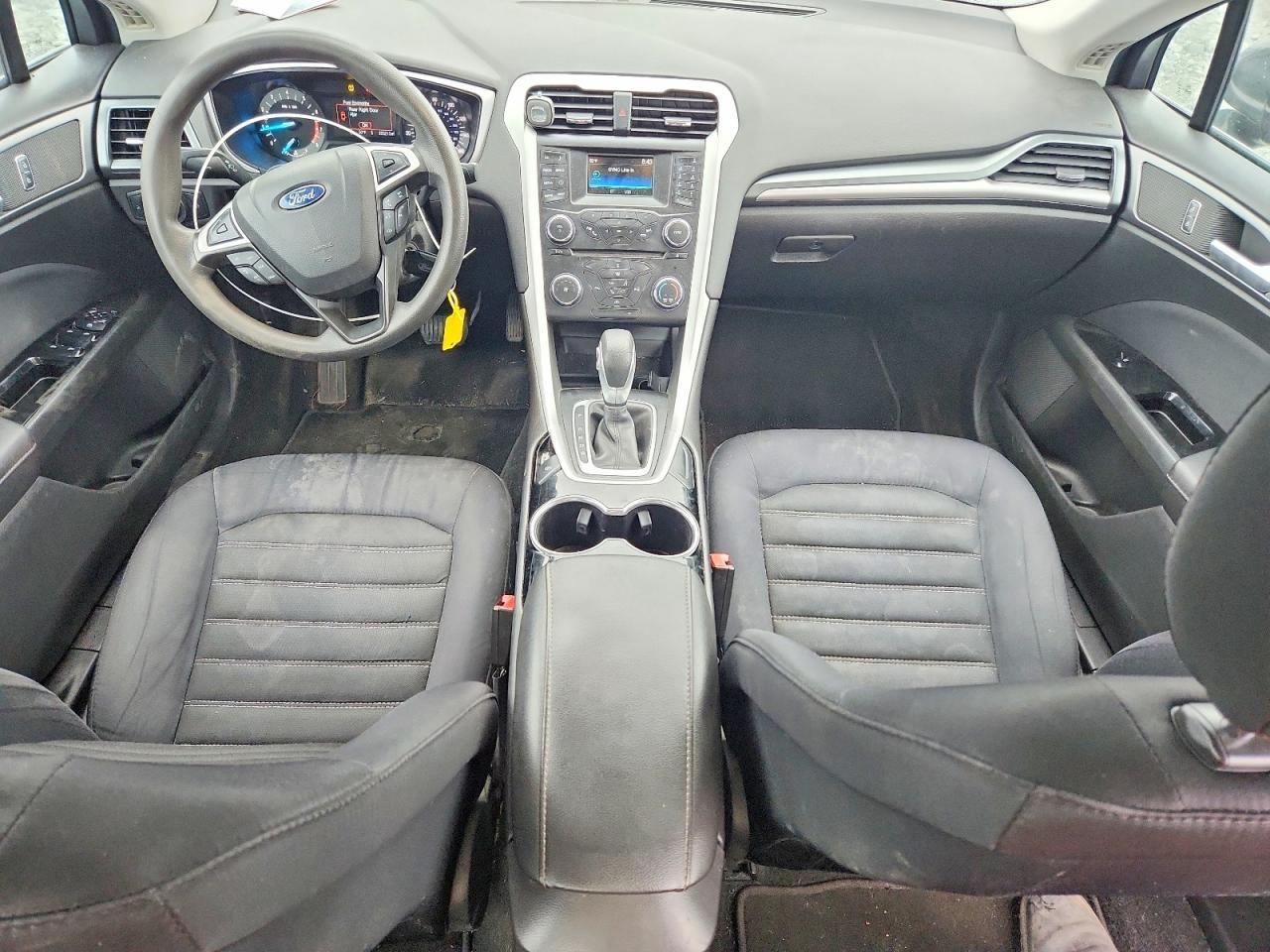 2015 Ford Fusion se