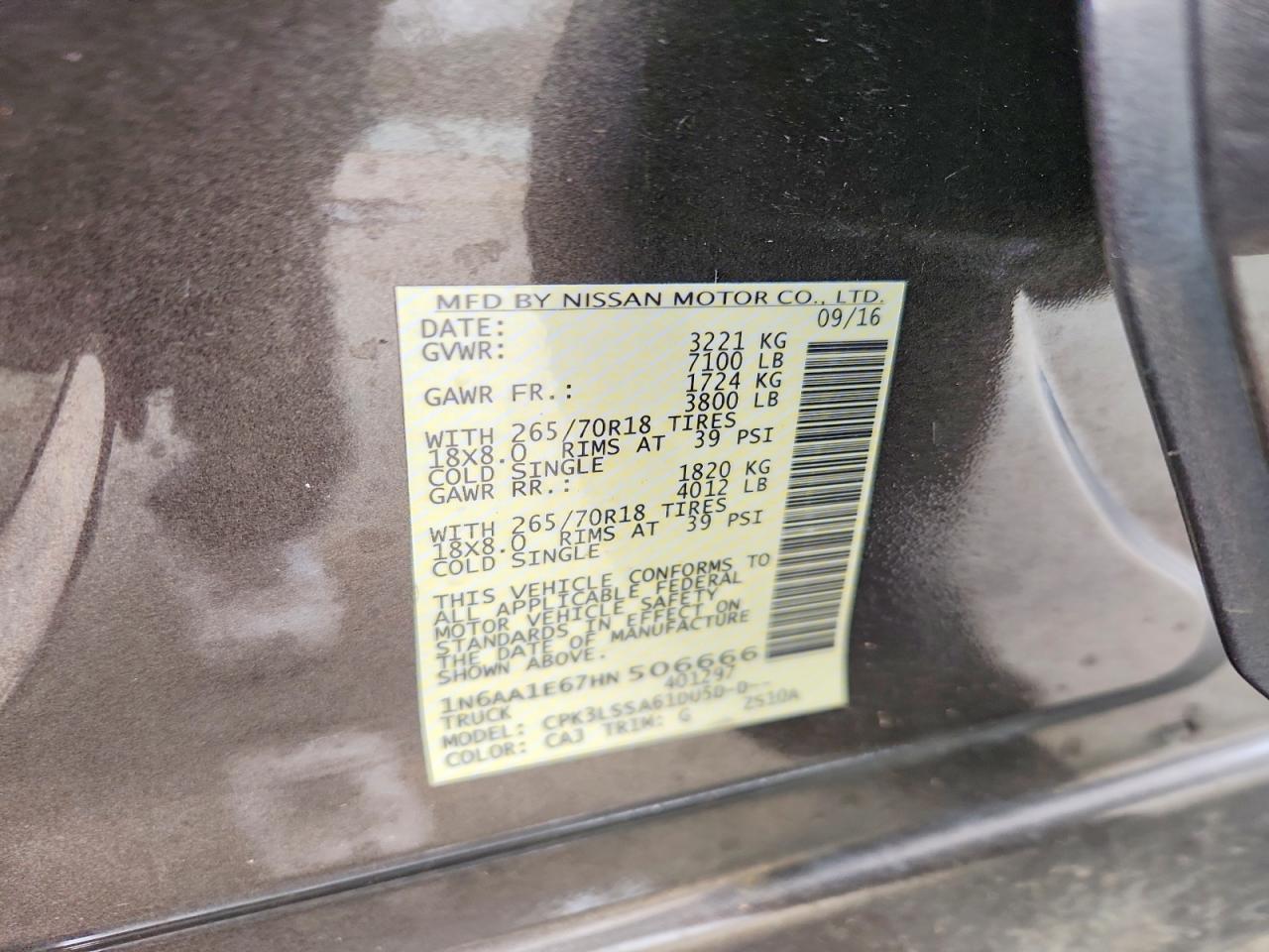 2017 Nissan Titan SV