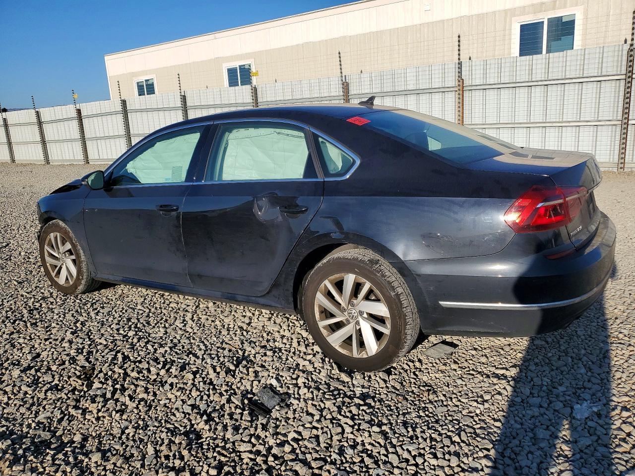 2018 Volkswagen Passat se