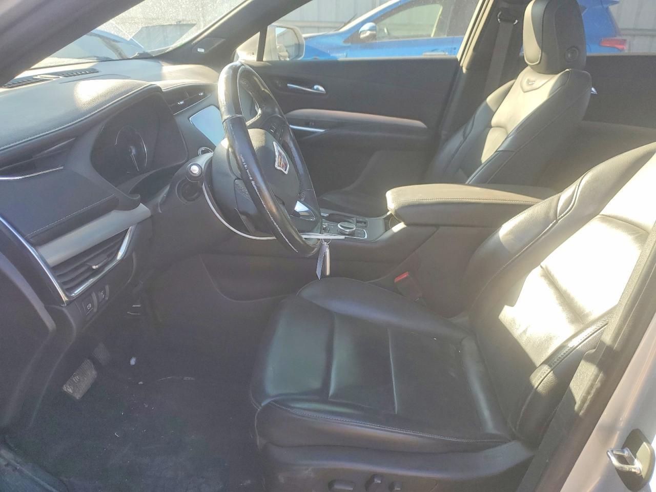 2019 Cadillac XT4 Premium Luxury